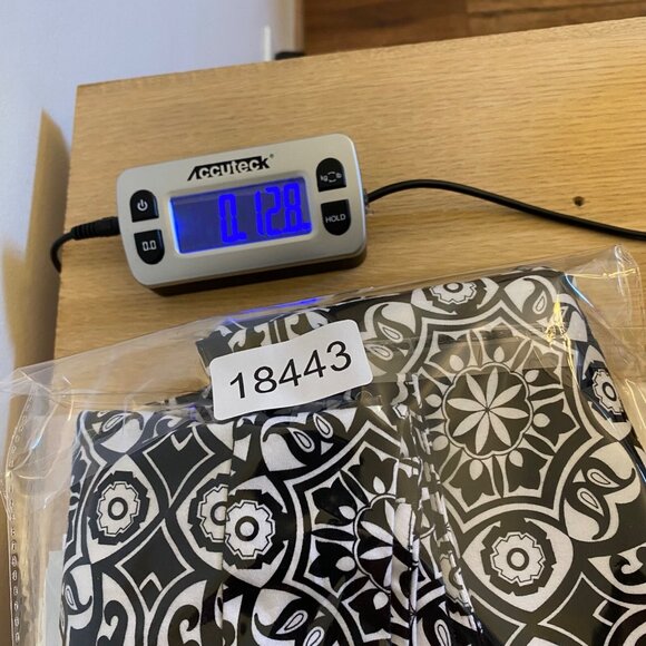 Talbots Pants Womens 8 Petite Black White Pattern Stretch Cropped Capri Vintage - Picture 12 of 12